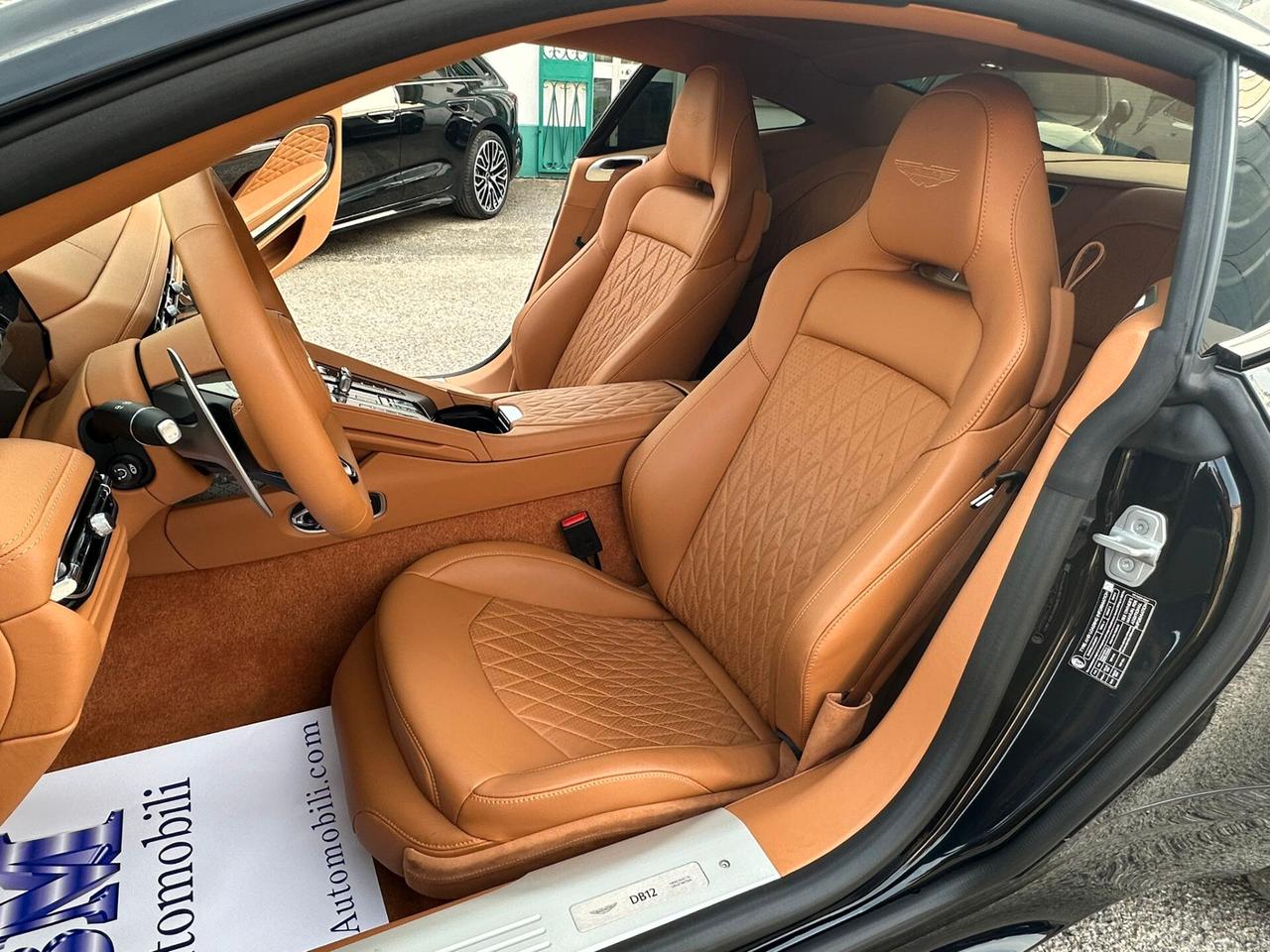 ASTON MARTIN DB12 V8 COUPE 680CV - IVA - GARANZIA ESTESA 2028