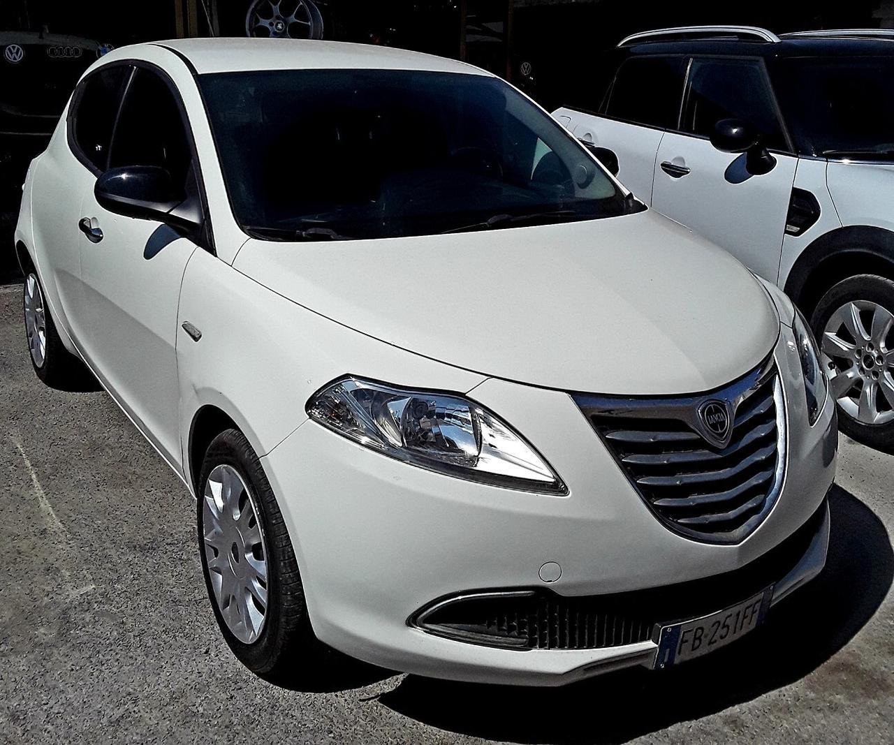LANCIA YPSLON 1.2 70000 KM