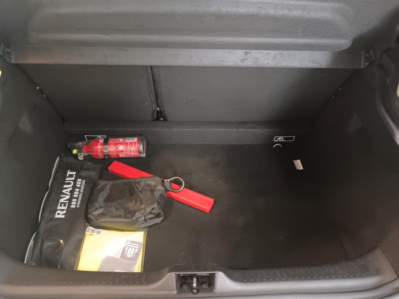 Renault Clio TCe 12V 90 CV GPL 5 porte Moschino Intens PREZZO REALE