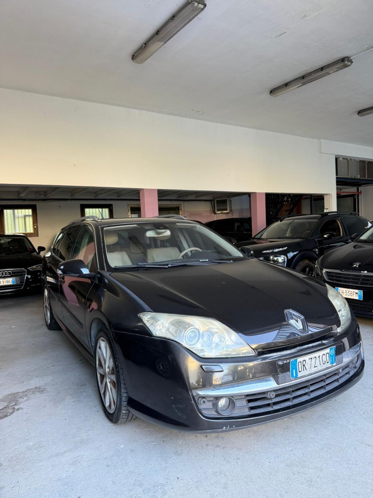 Renault Laguna 2.0 dCi 150CV SporTour Initiale