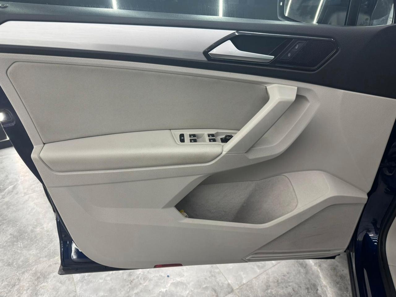 Volkswagen Tiguan II 1.6 tdi Style 115cv