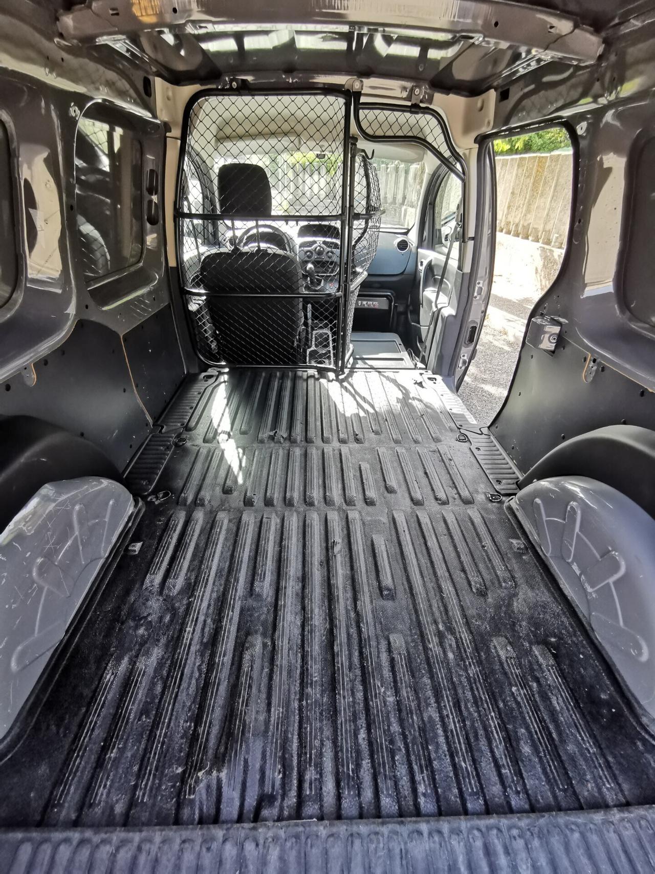 RENAULT KANGOO 1.5 DCI RAPID MAXI EXTRA