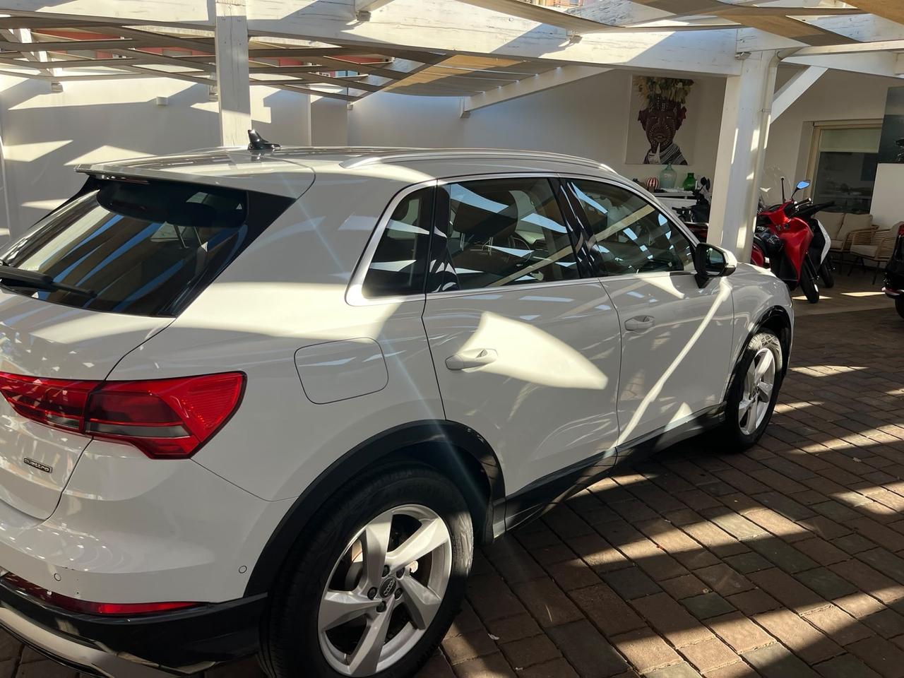Audi Q3 40 TDI quattro S tronic Business Advanced