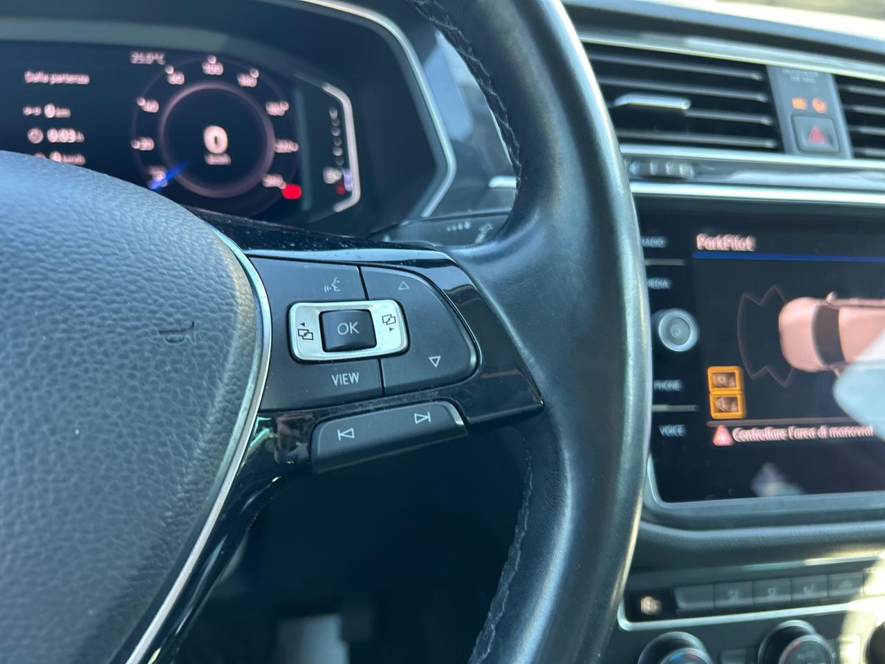 Volkswagen Tiguan 2.0 tdi Business 150cv dsg#BAULE ELETTRICO