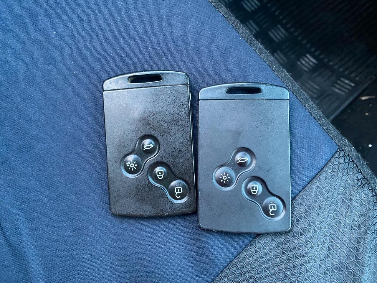 Renault Clio 1.5dci 75cv full opt AUTOCARRO 2016