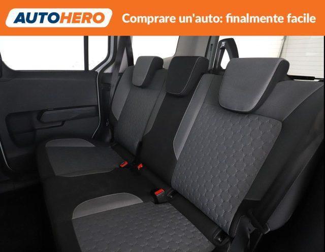 FORD Tourneo Courier 1.0 EcoBoost Titanium