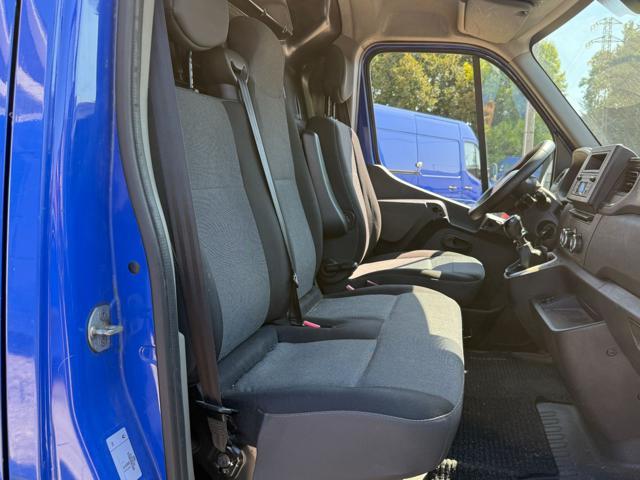 RENAULT Master T33 2.3 dCi 135 CV PASSO MEDIO