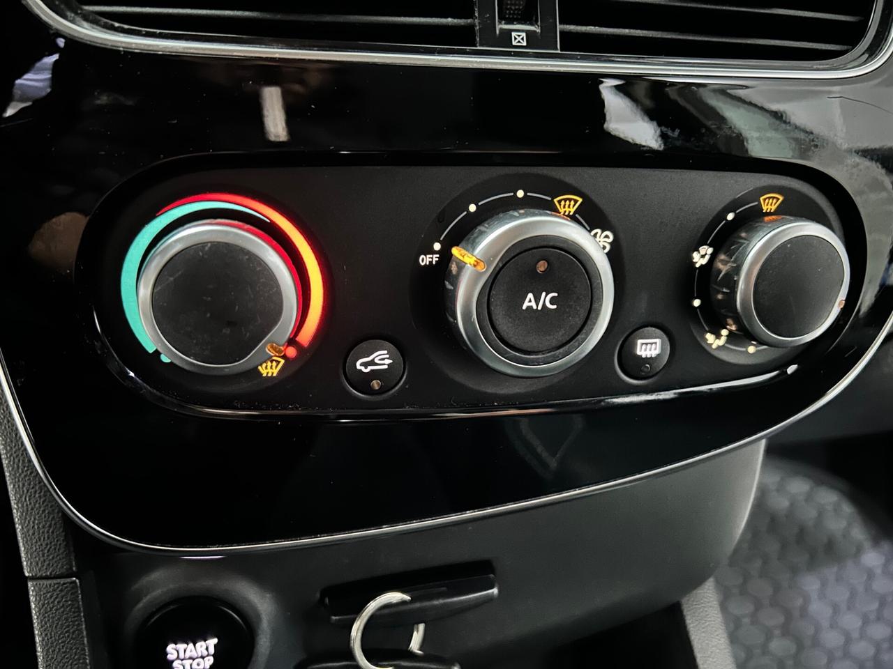 Renault Clio sport 1.2 75CV Zen