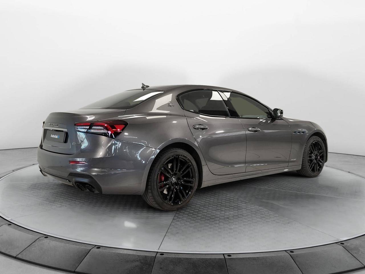 Maserati Ghibli Gransport 330cv