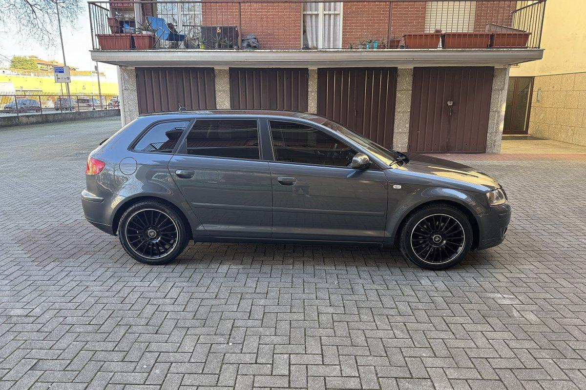 AUDI A3 SPB 2.0 16V FSI Ambition