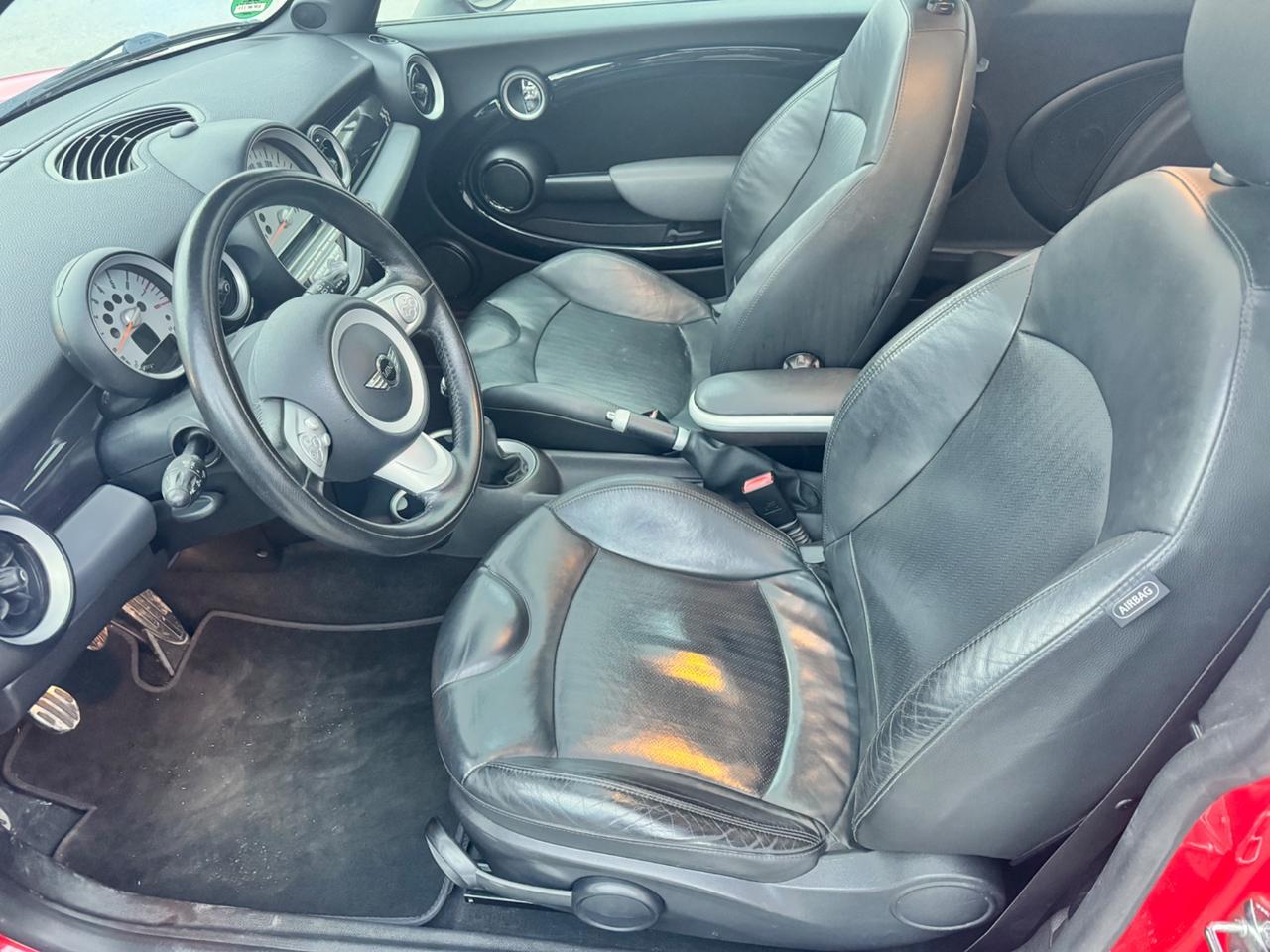 Mini 1.6 16V John Cooper Works 211CV