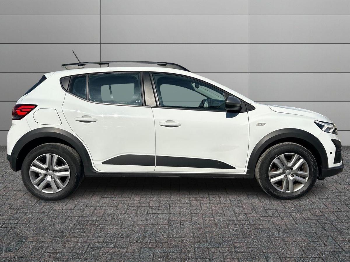 DACIA Sandero Stepway III 2021 - Sandero Stepway 1.0 tce Comfort 9