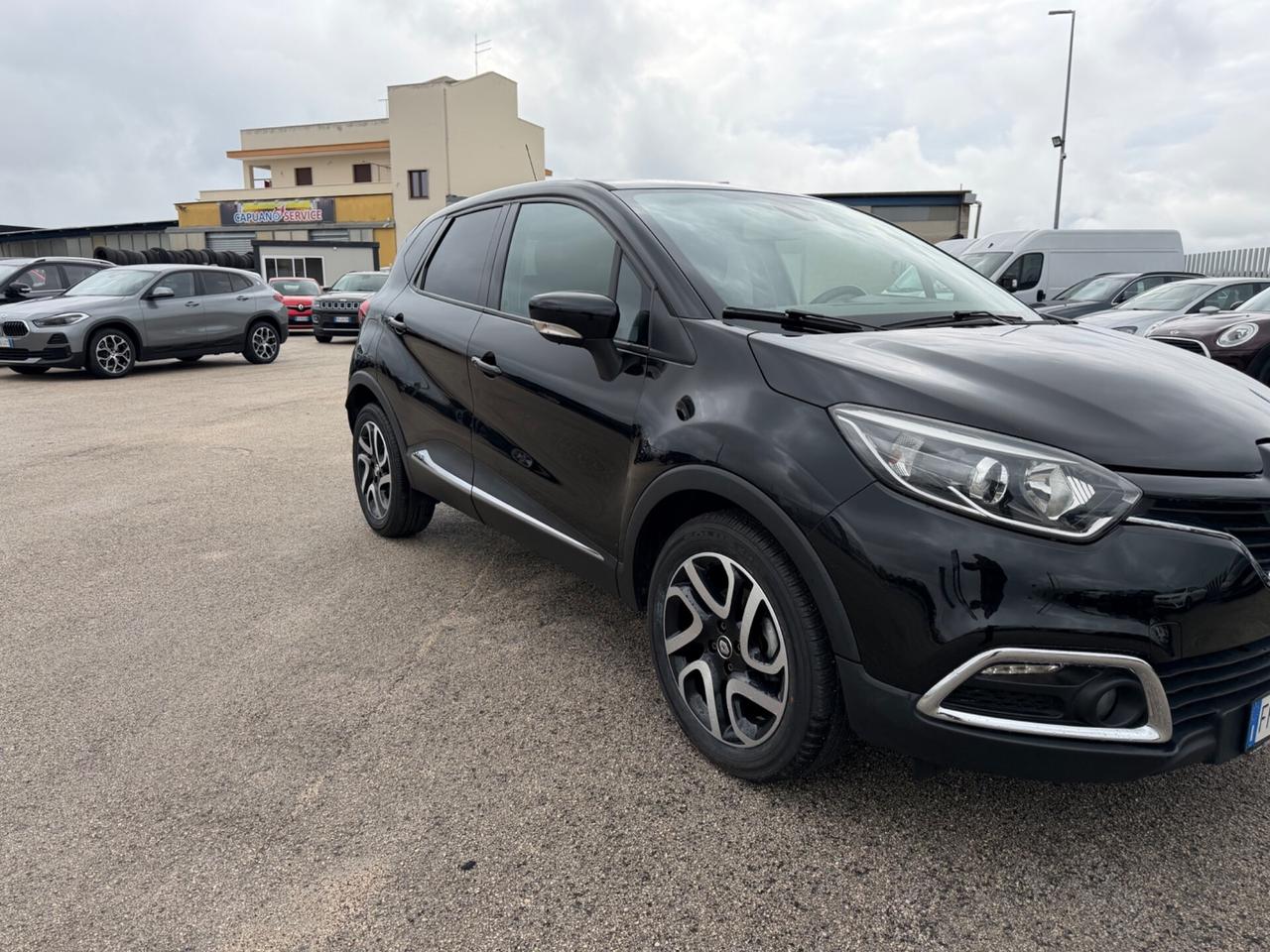 RENAULT CAPTUR 1.2 TCE EDC FULL INTENS MY17