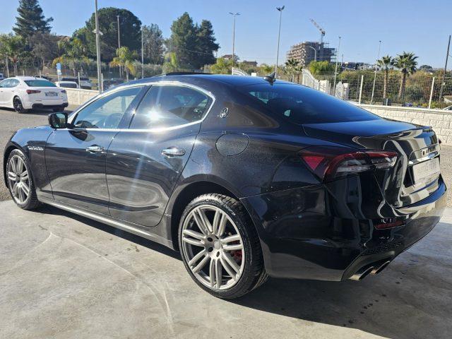 MASERATI Ghibli V6 Diesel 250 CV