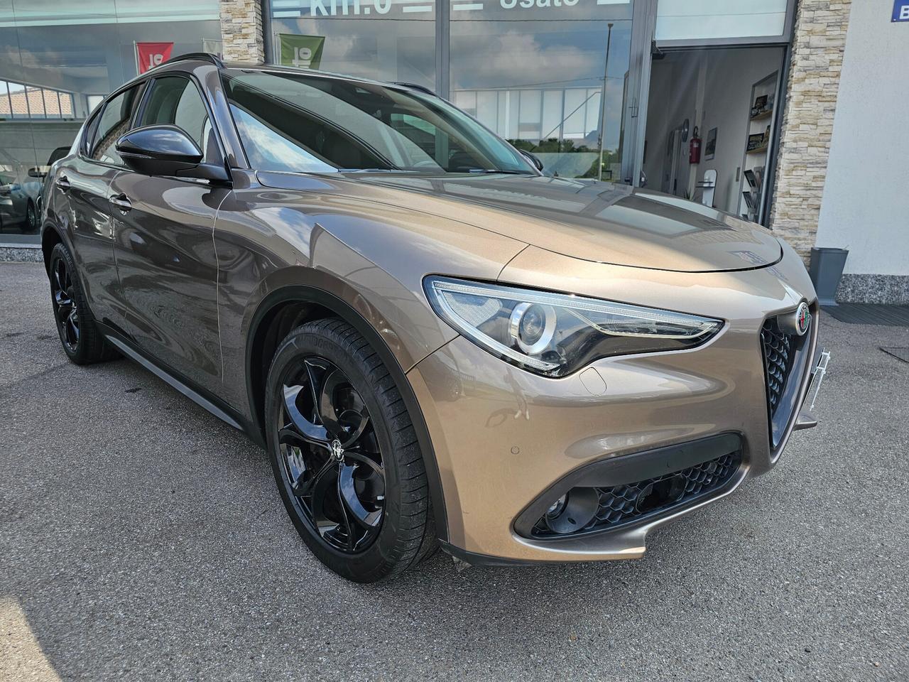 Alfa Romeo Stelvio 2.2 Turbodiesel 190 CV AT8 B-Tech