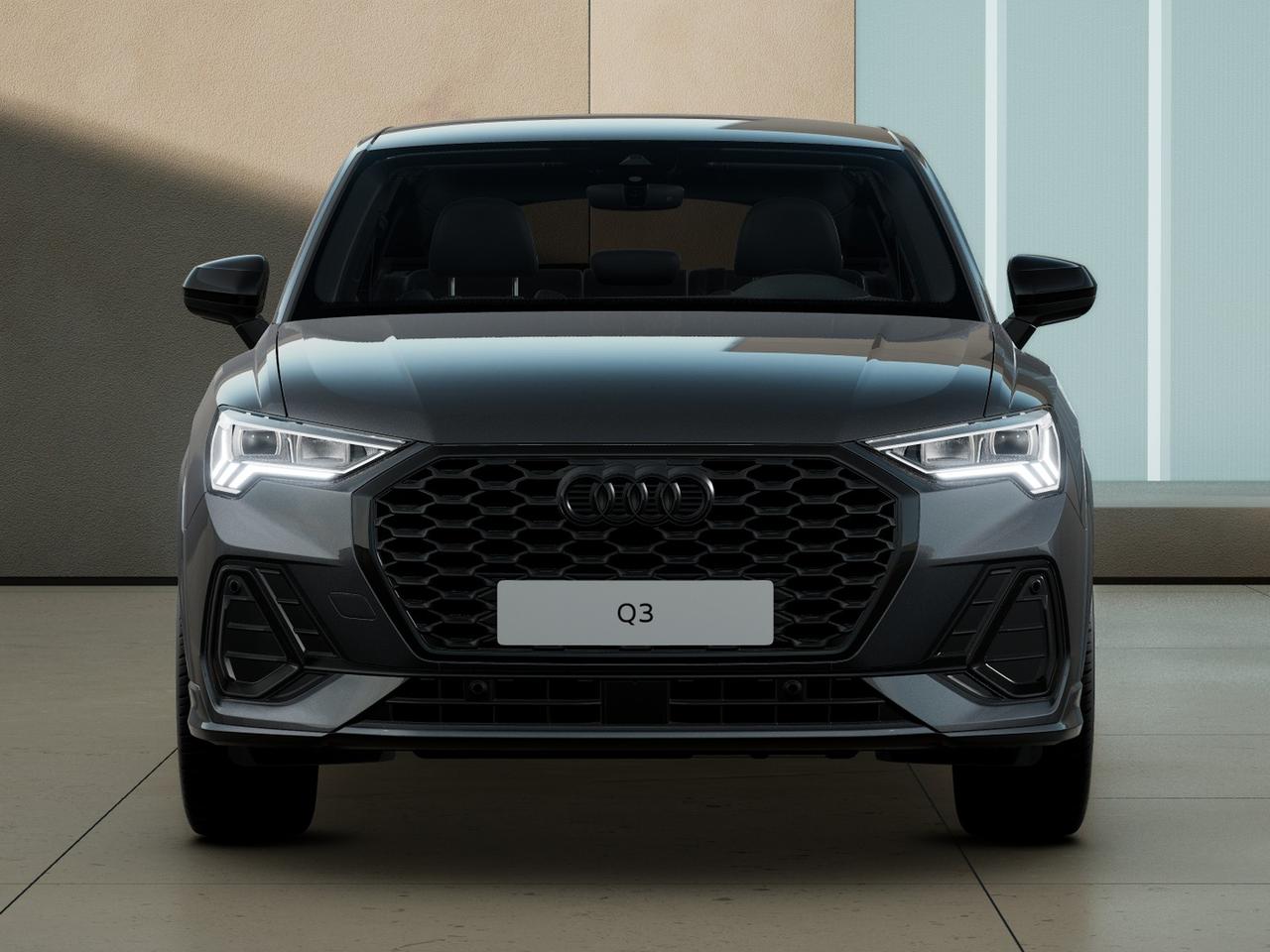 Audi Q3 sportback 35 2.0 tdi Blackline s-tronic