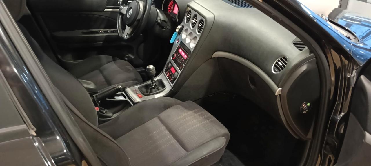 Alfa Romeo 159 1.9 JTDm Sportwagon