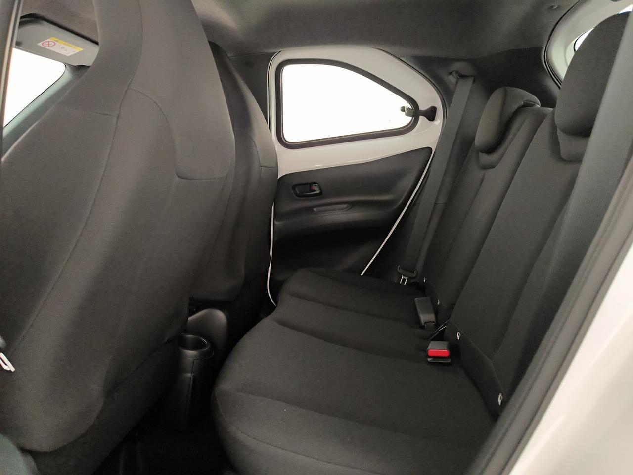 Toyota Aygo x 1.0 active 72cv s-cvt
