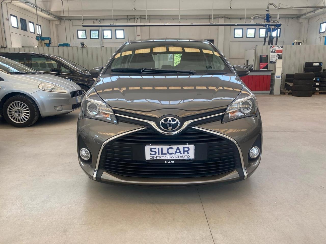 Toyota Yaris 1.0 5 porte Active
