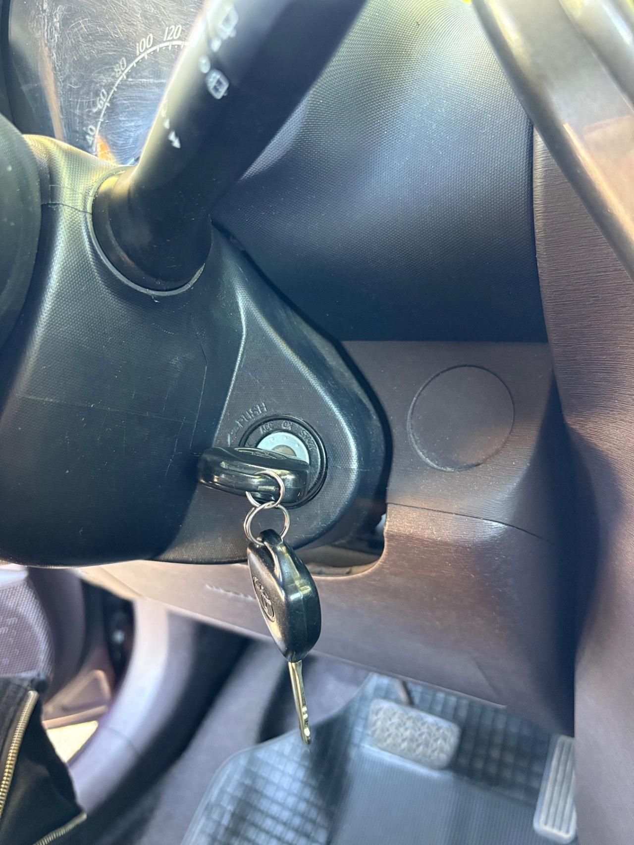 Toyota IQ Automatica 1.0 benzina 68cv