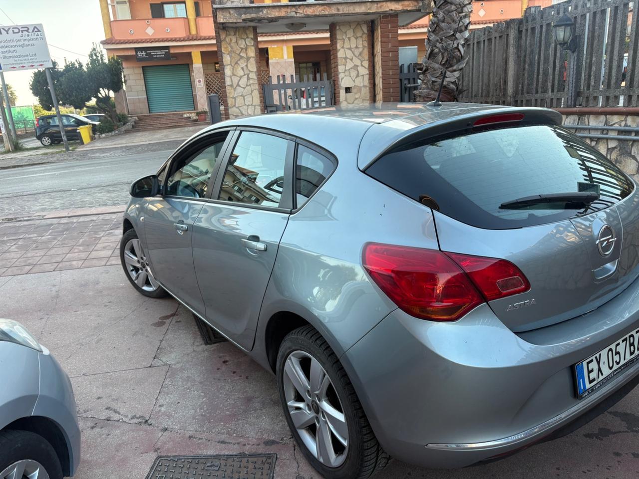 Opel Astra 1.7 CDTI 110CV 5 porte Elective