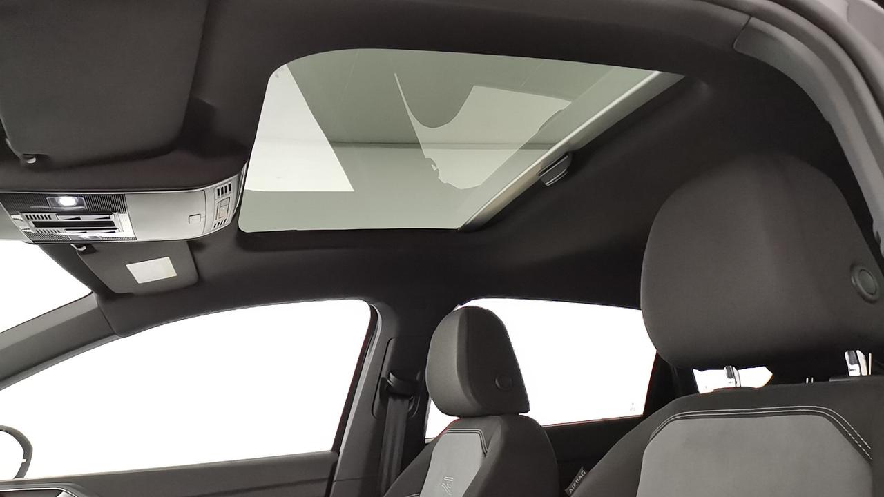 VOLKSWAGEN Taigo - Taigo 1.0 tsi R-Line 115cv