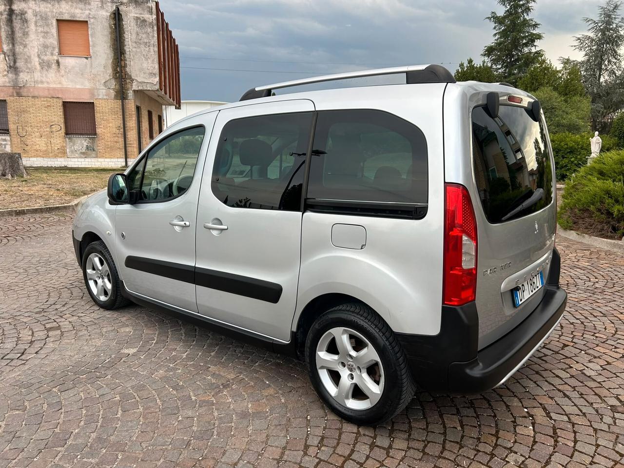 Peugeot Partner Tepee 1.6 HDi 110CV 5 Posti