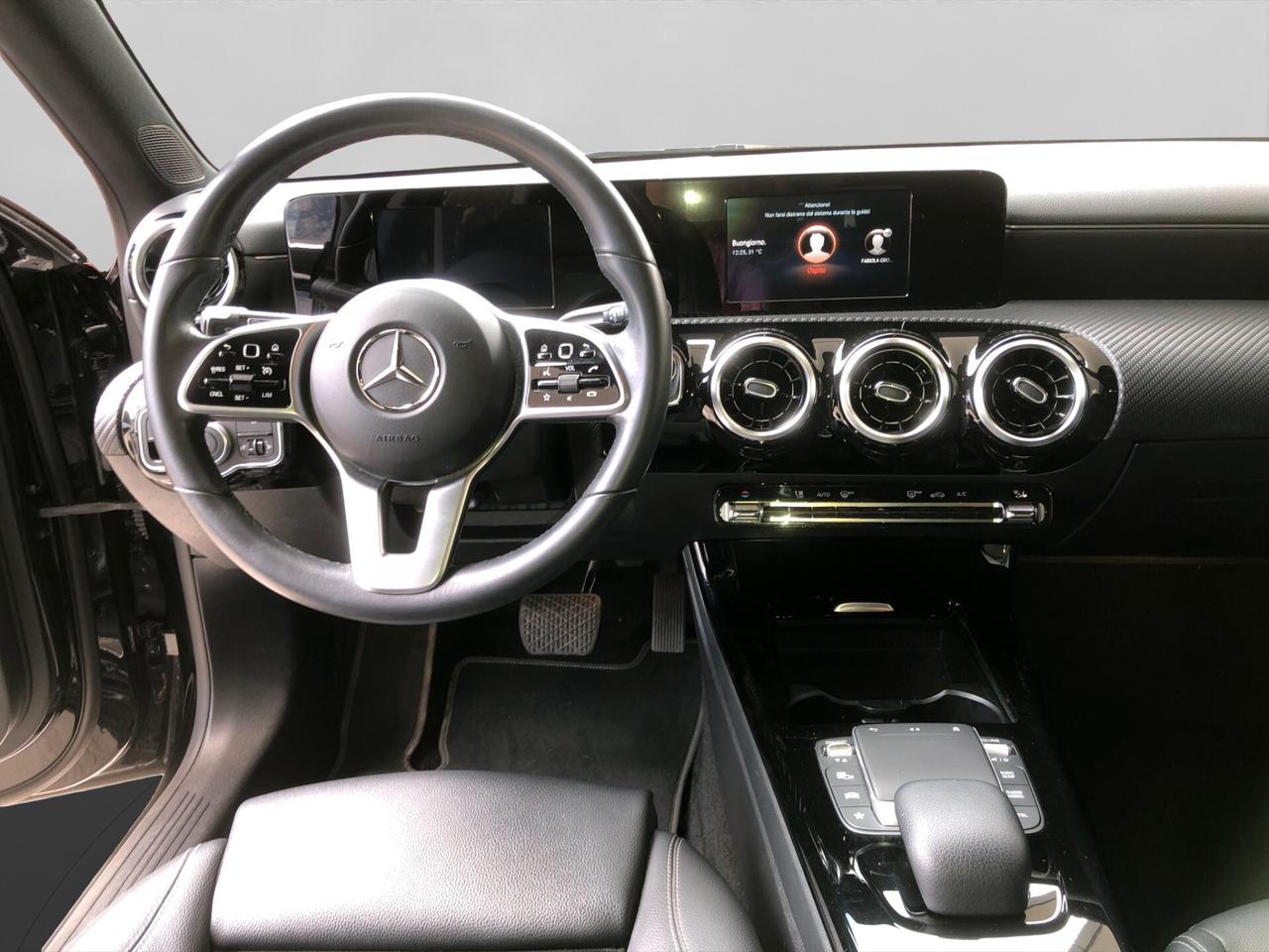 Mercedes-benz A 180 A 180 d Automatic Business 116CV