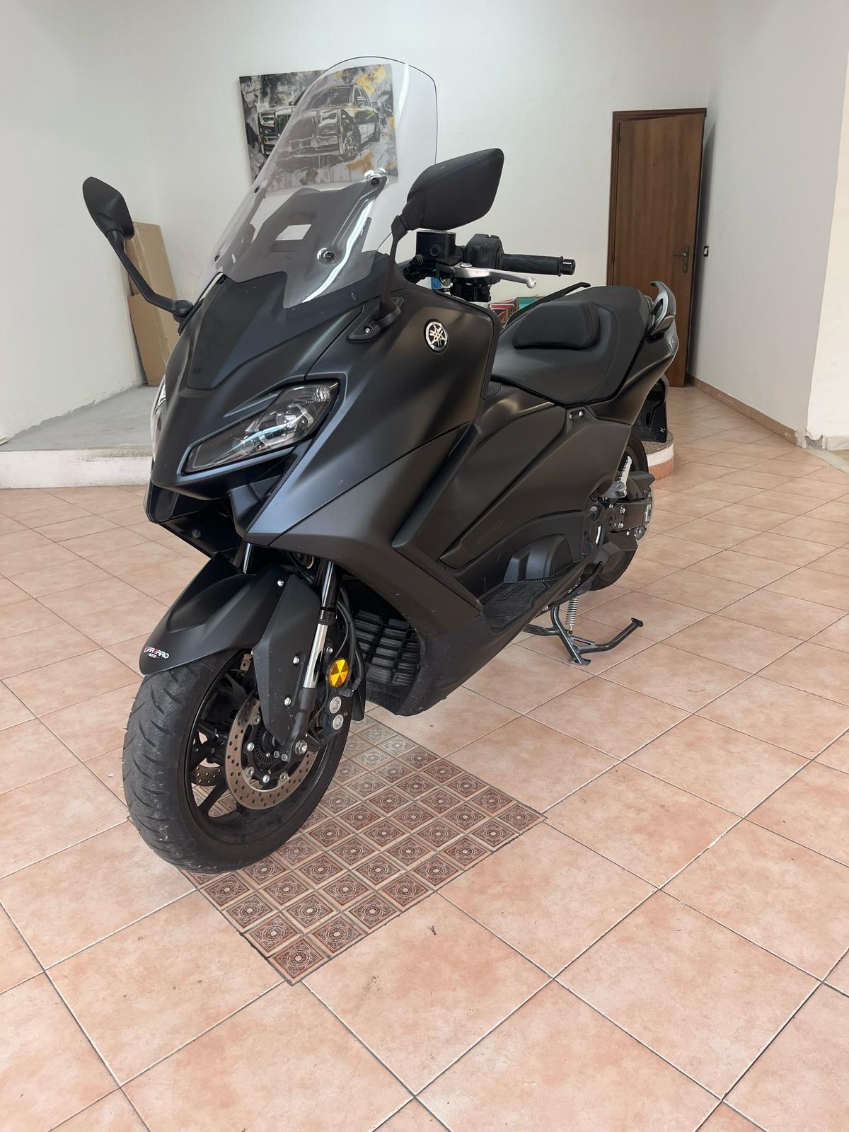 T-Max come nuovo