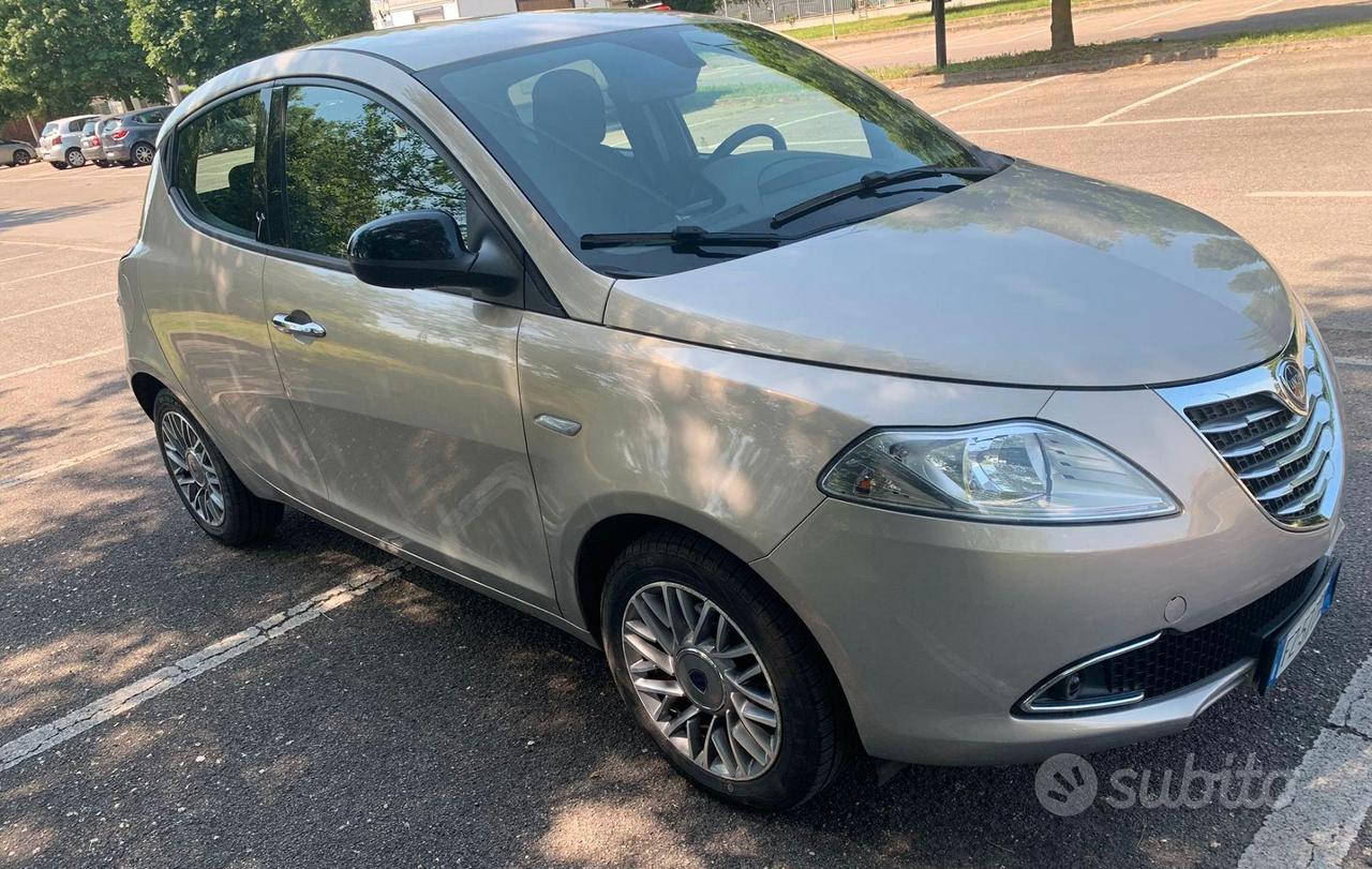 LANCIA YPSILON GOLD 1.2