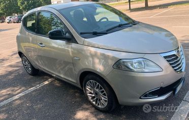LANCIA YPSILON GOLD 1.2
