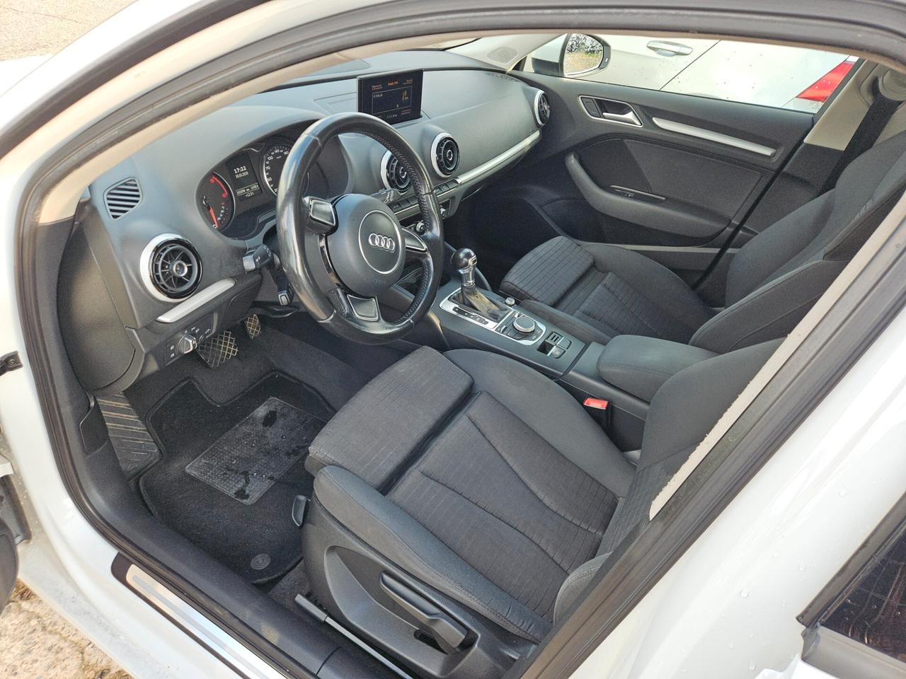 Audi A3 1.6 TDI clean diesel S tronic Business