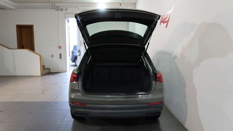 Audi Q3 2.0 35 TDI S Tronic Business #NAVI#CARPLAY#