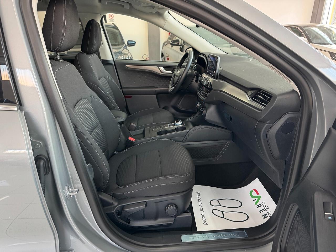 Kuga Plug In Hybrid Titanium SUPER BELLA!!!!