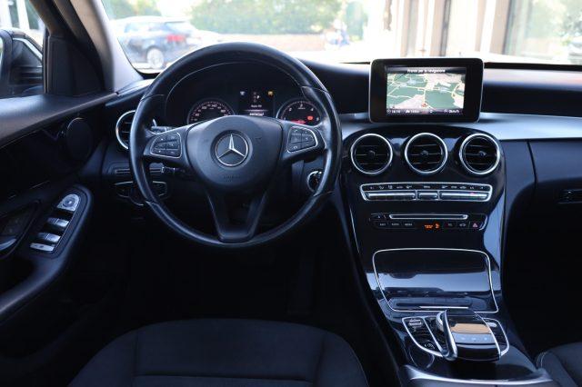MERCEDES-BENZ C 220 d S.W. Automatica Full LED Navigatore TEL 17"