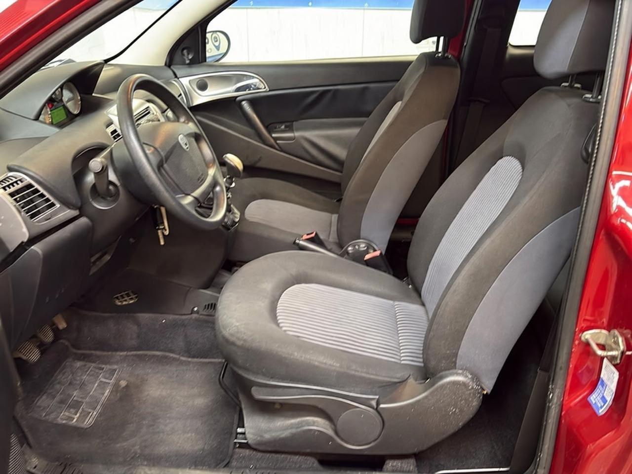 Lancia Ypsilon 1.2 Argento
