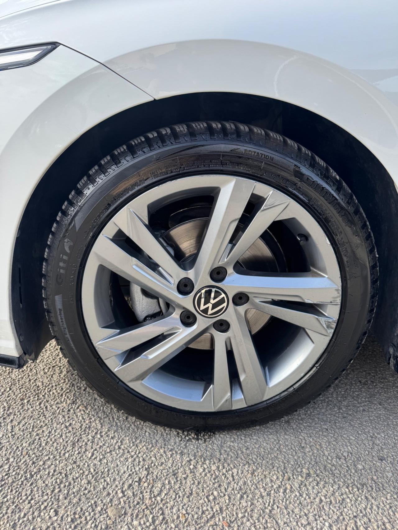 Volkswagen Golf 2.0 TDI 150 CV DSG SCR R-Line