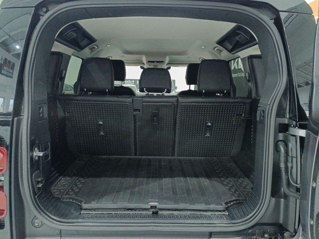LAND ROVER Defender 110 3.0D I6 250 CV AWD Auto SE