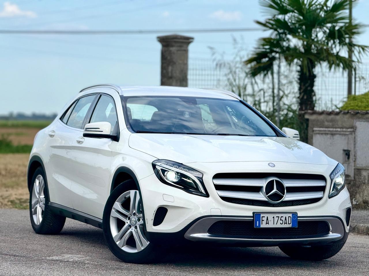 Mercedes-benz GLA 200 d Automatic Premium PLUS