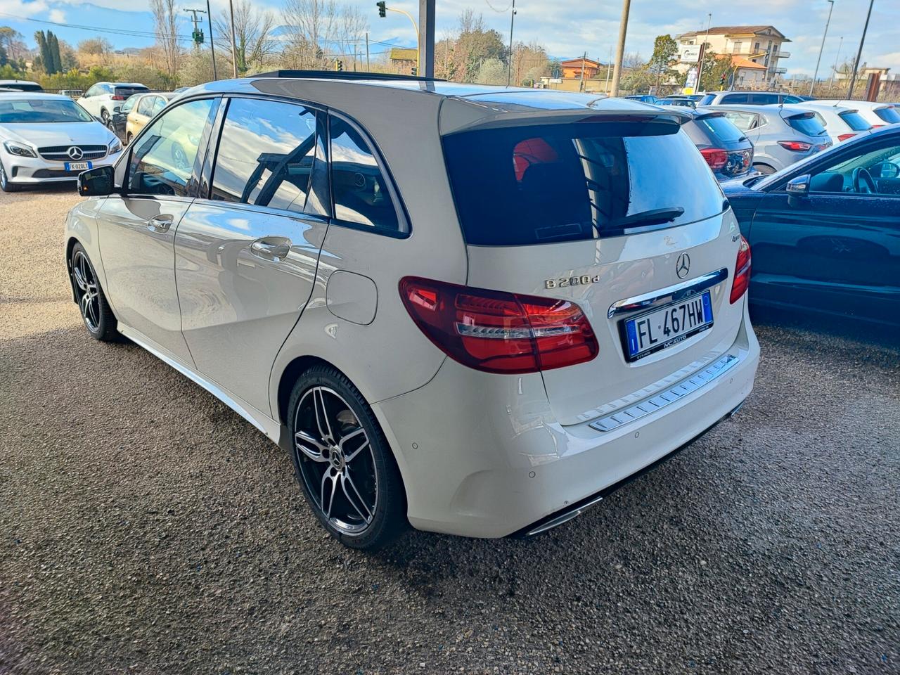 Mercedes-benz B 200 d Automatic 4Matic Premium FULL+++