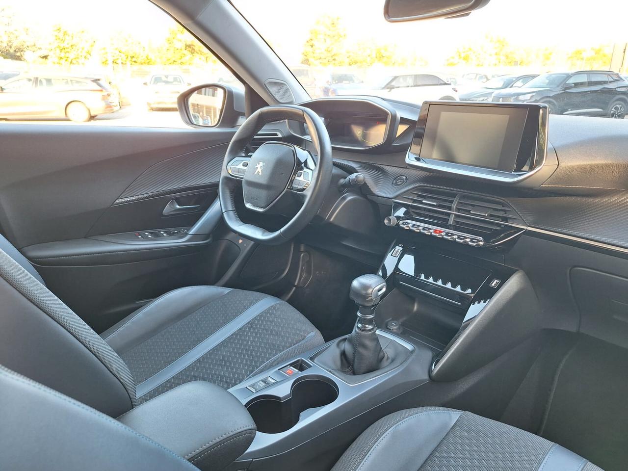 Peugeot 2008 1.5 tdi 102cv Allestimento Allure - X Neopatentati - Unico Proprietario - Iva Esposta