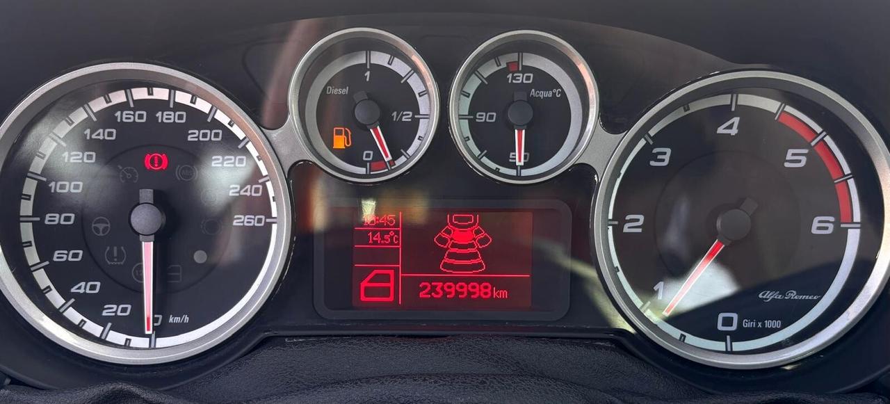 Alfa Romeo MiTo 1.6 JTDm 16V Distinctive Sport Pack