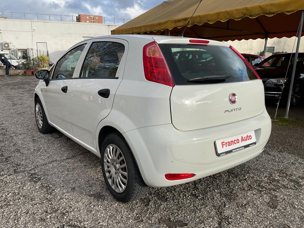 Fiat Punto 1.2 8V 5 porte Lounge OK NEOPATENTATI