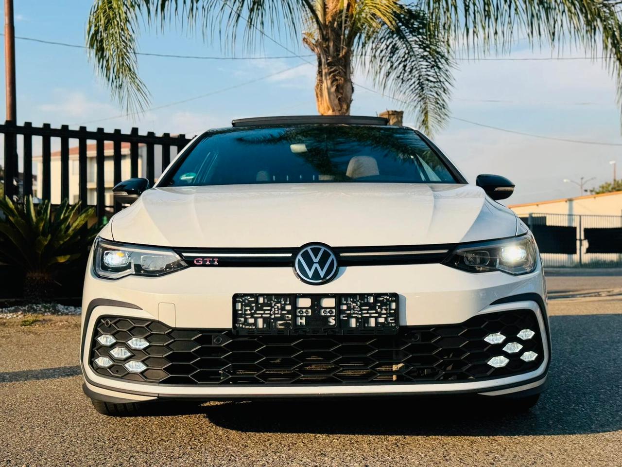 Volkswagen Golf GTI 2.0 TSI DSG