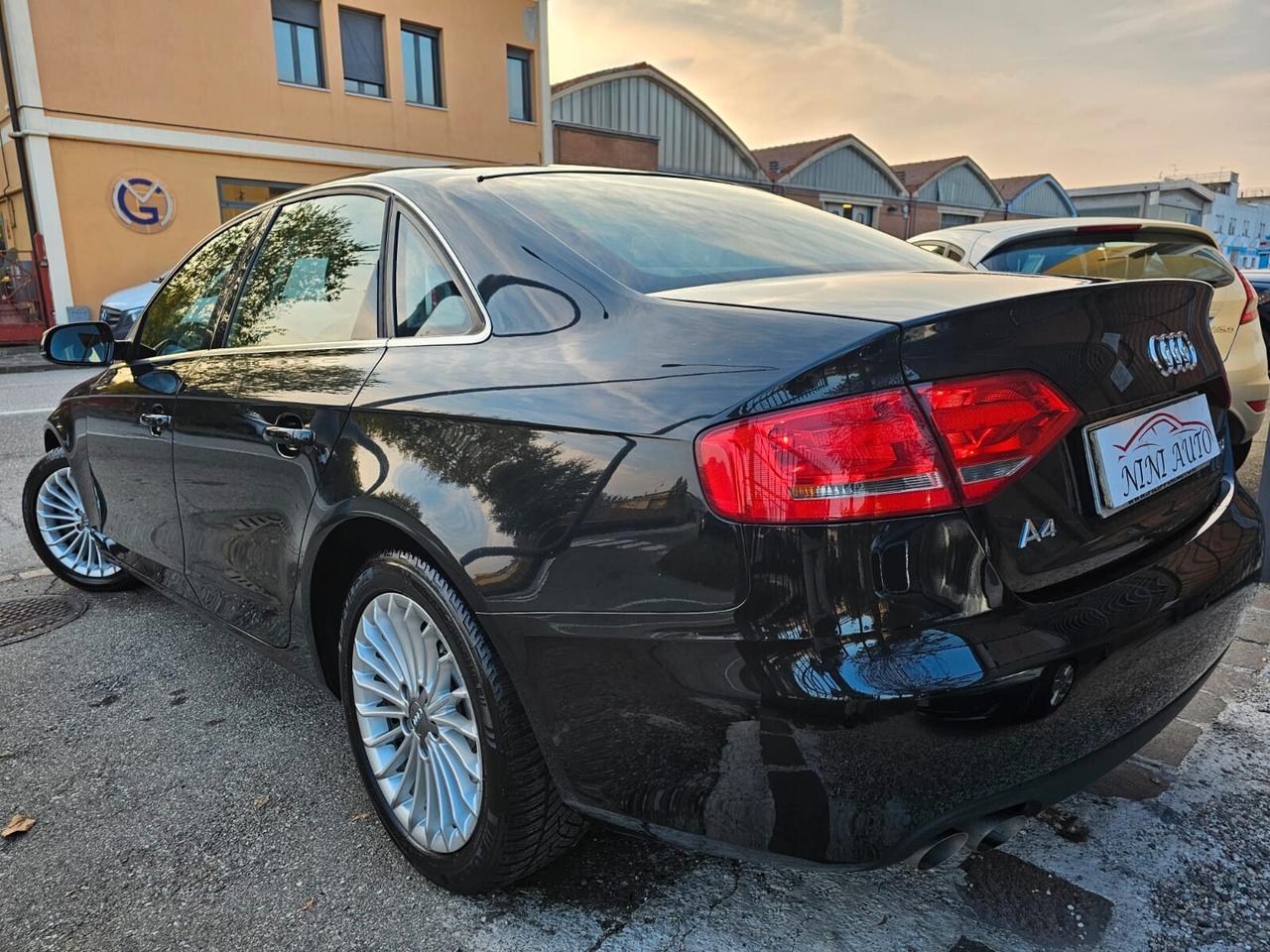 Audi A4 2.0 TDI 120cv Advanced Plus*Euro5*Unipro*