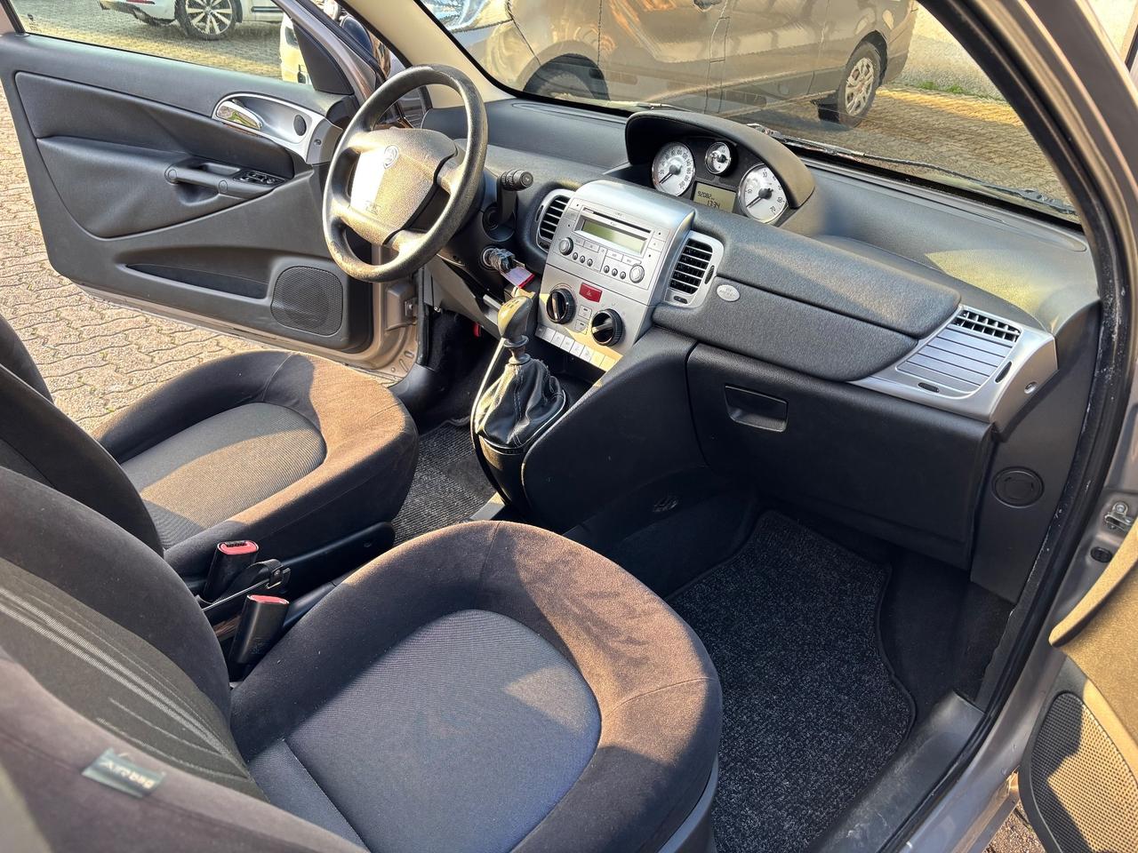 Lancia Ypsilon 1.2 69 CV Diva