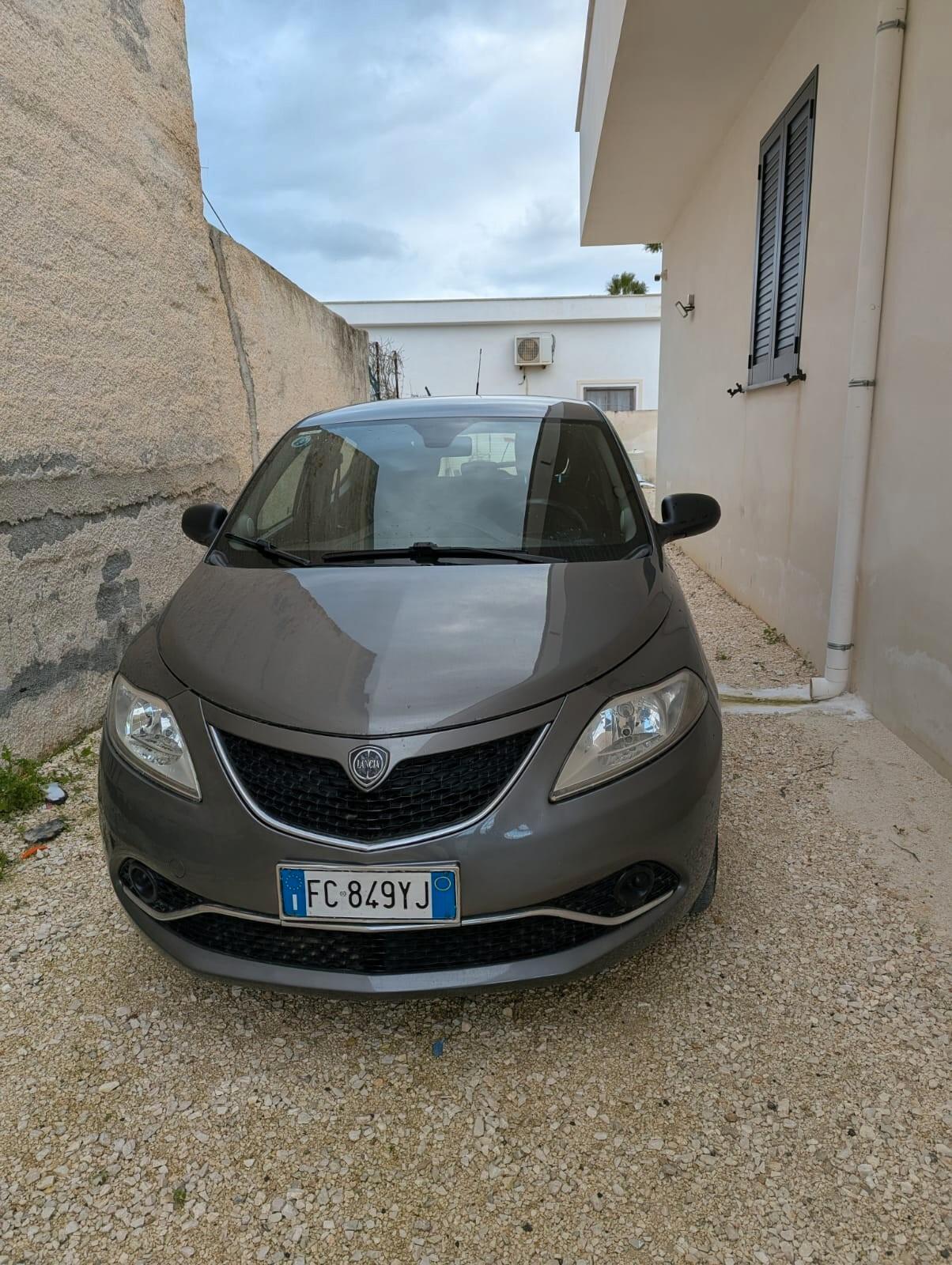 Lancia Ypsilon 1.2 69 CV 5 porte GPL Ecochic Mya