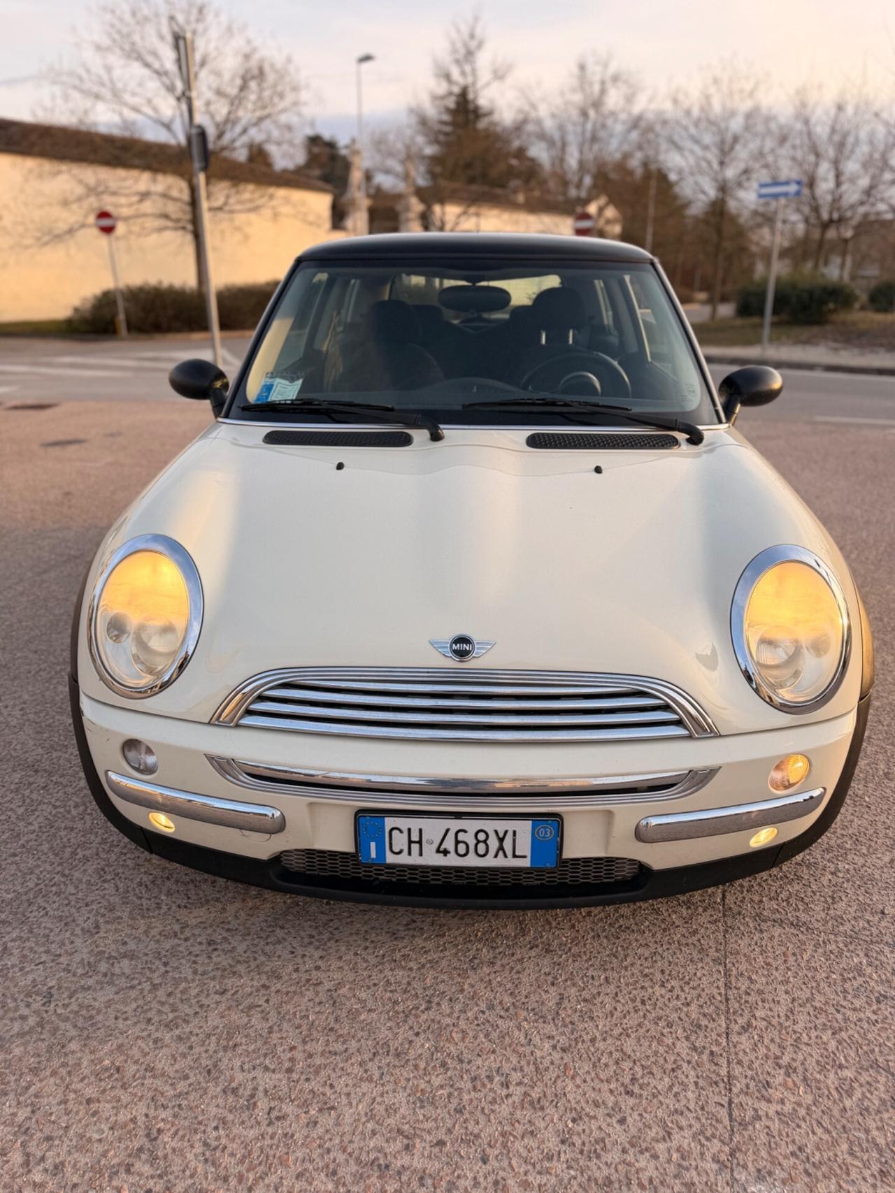 Mini 1.6 16V One neopatentati km177mila