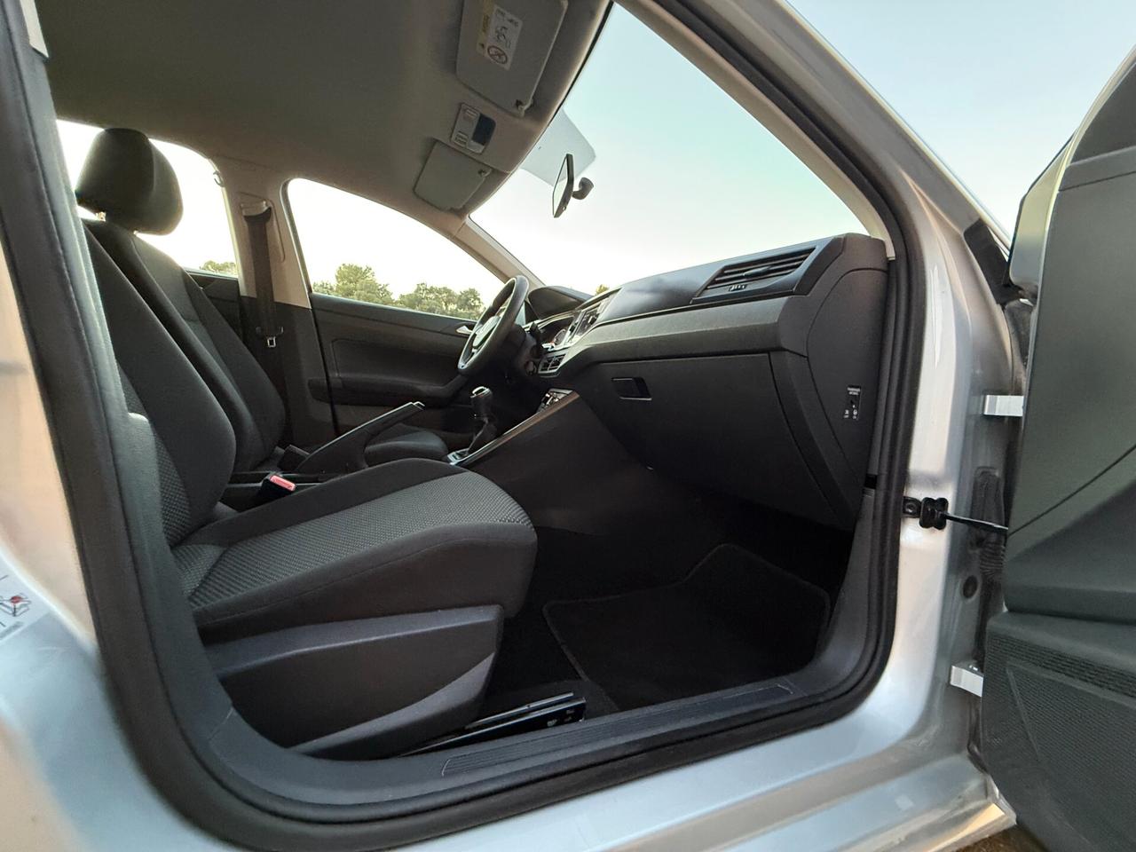 Volkswagen Polo/1.6 TDI 80CV/NEOPATENTATI/LED/5 POSTI