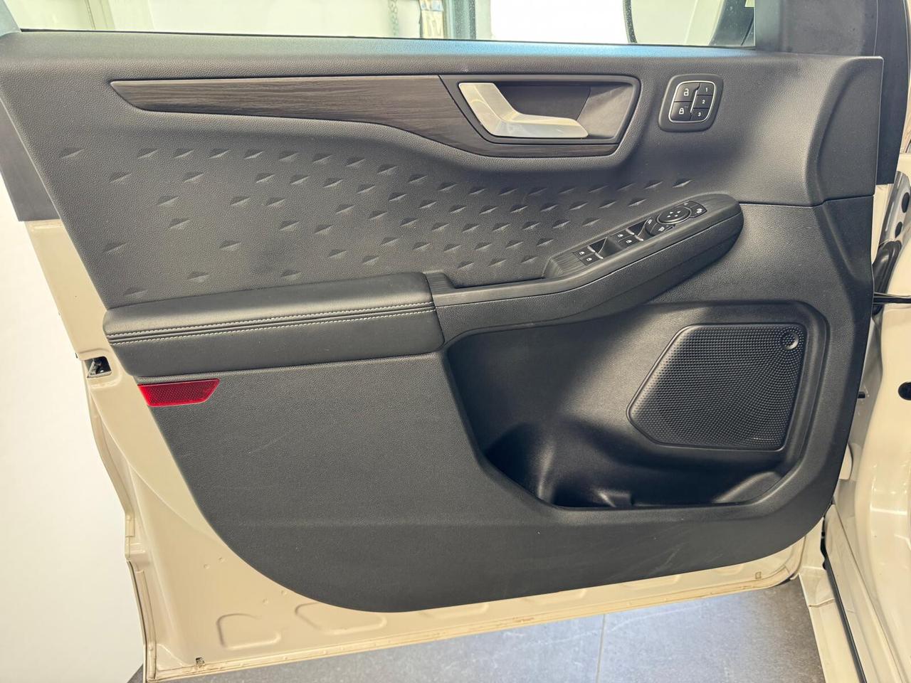 Ford Kuga 2.5 Plug In Hybrid 225 CV CVT 2WD Vignale